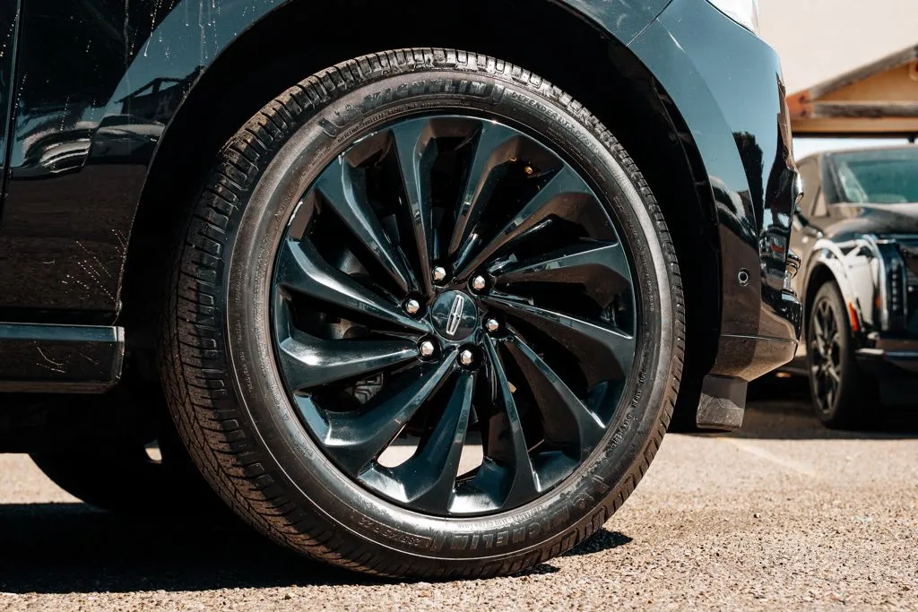 Lincoln Navigator photo 11