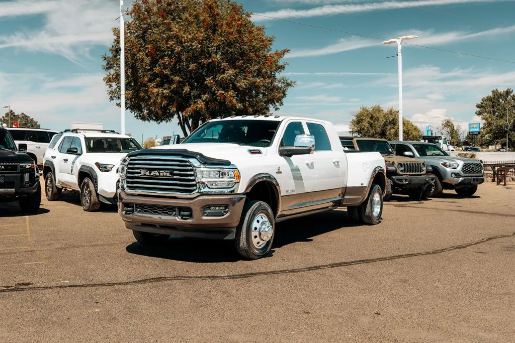 Ram 3500 photo 3