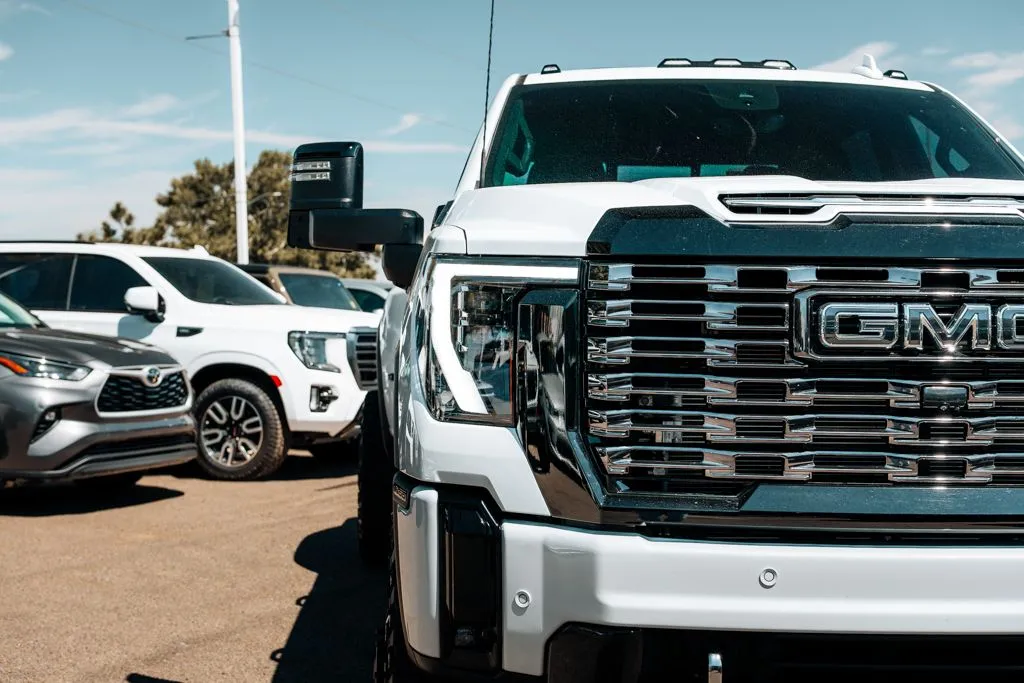 GMC Sierra photo 9