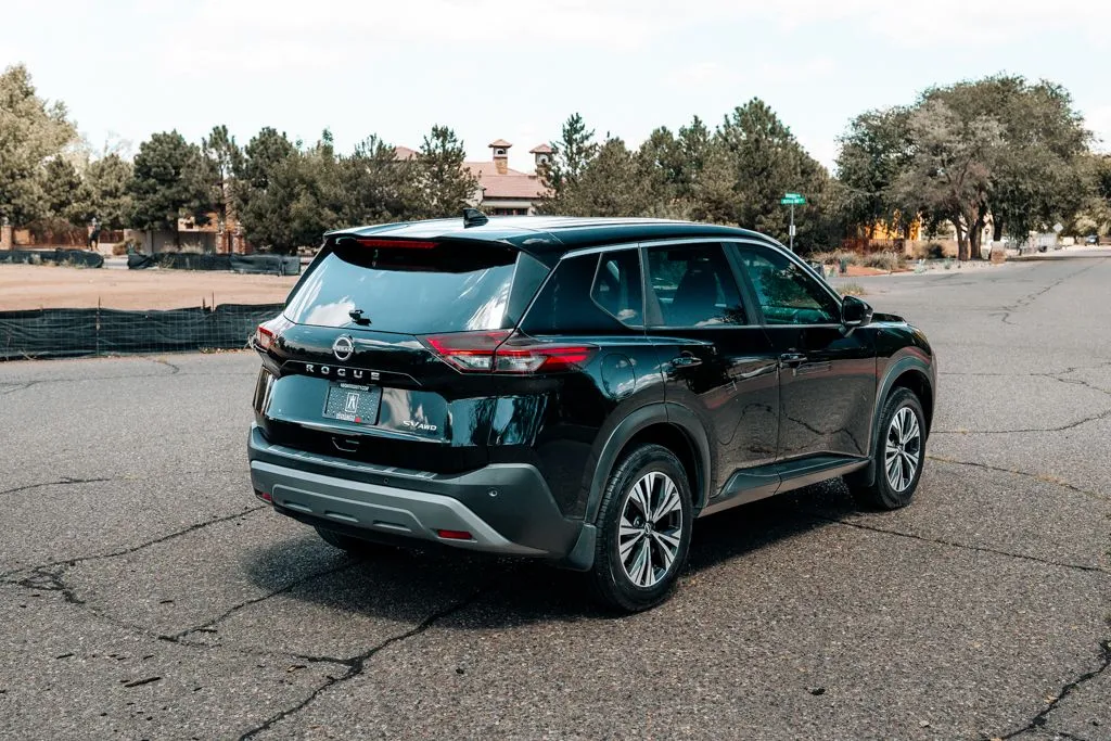 Nissan Rogue photo 16