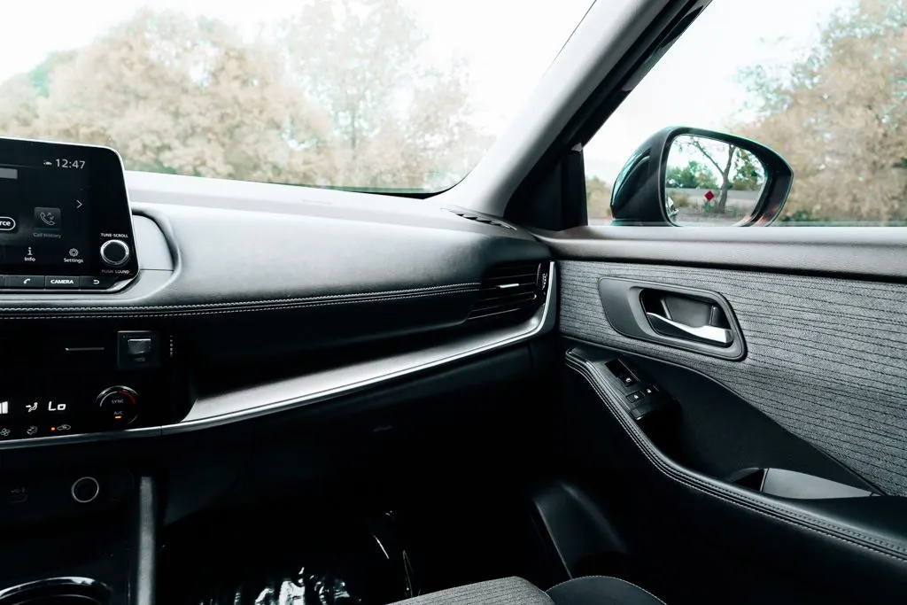 Nissan Rogue photo 23