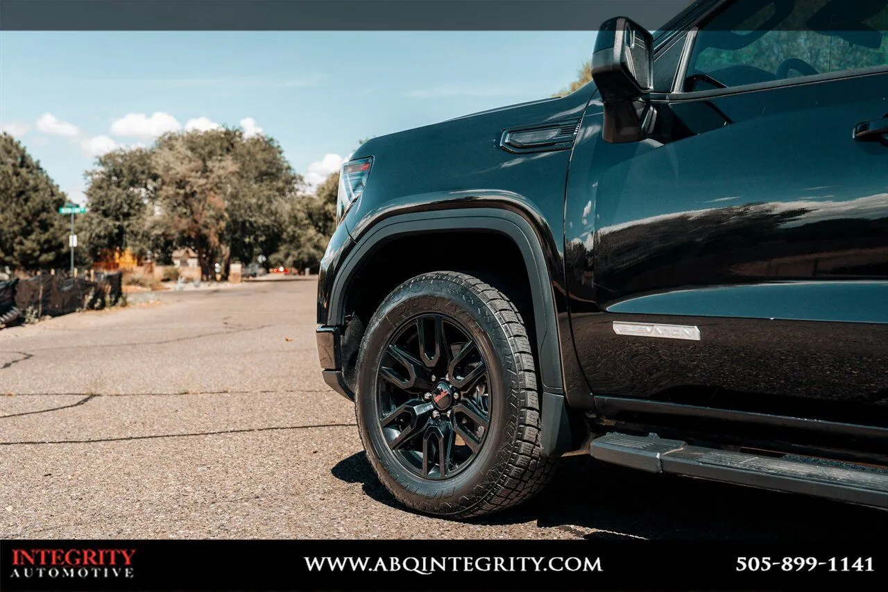 GMC Sierra photo 13