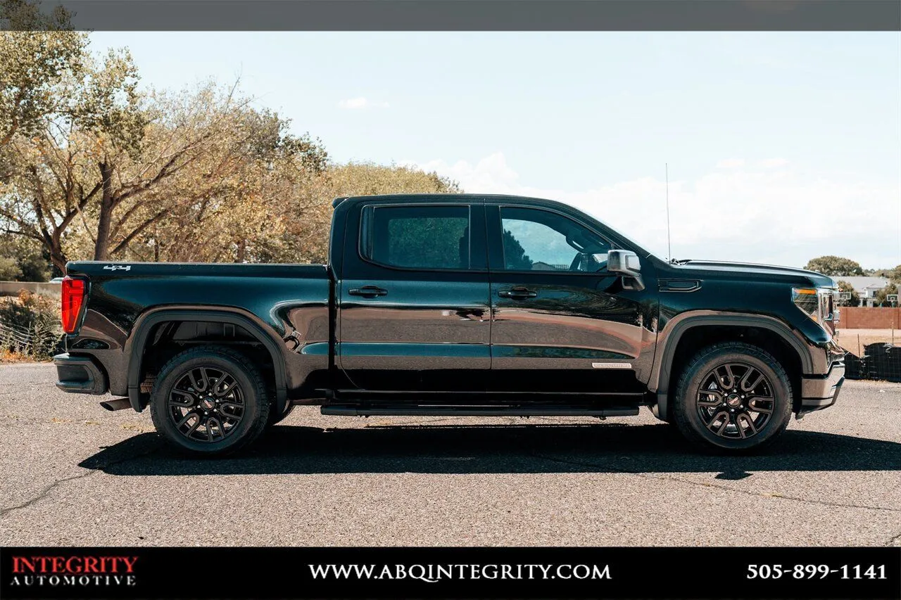 GMC Sierra photo 8