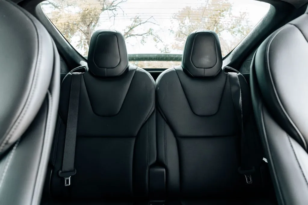 Tesla Model X photo 36