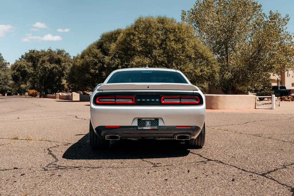 Dodge Challenger photo 6