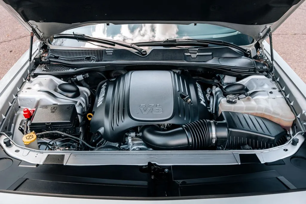 Dodge Challenger photo 44