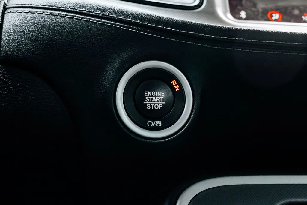 Dodge Challenger photo 29