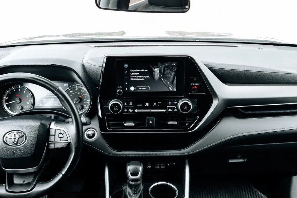 Toyota Highlander photo 25