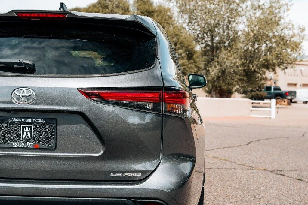 Toyota Highlander photo 13