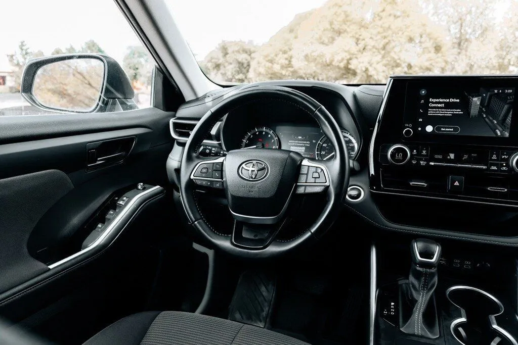 Toyota Highlander photo 23