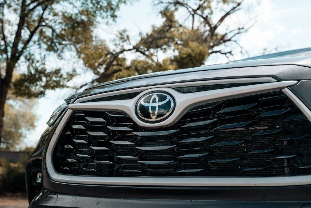 Toyota Highlander photo 10
