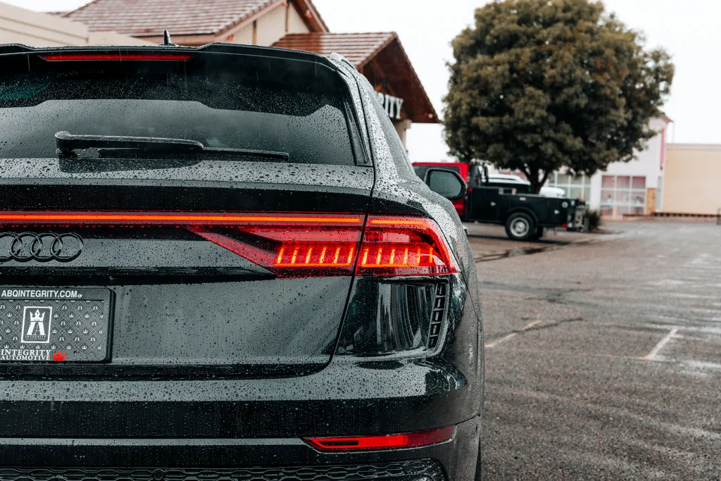 Audi RS Q8 photo 14