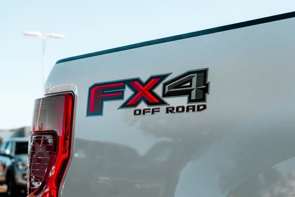 Ford F350SD photo 16
