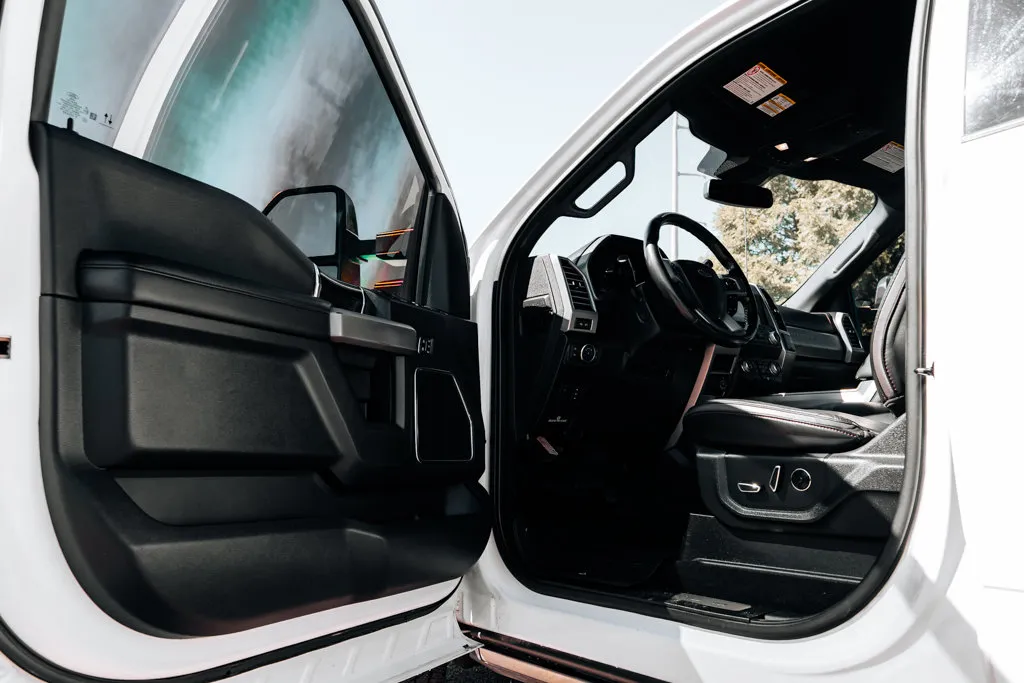 Ford F350SD photo 24