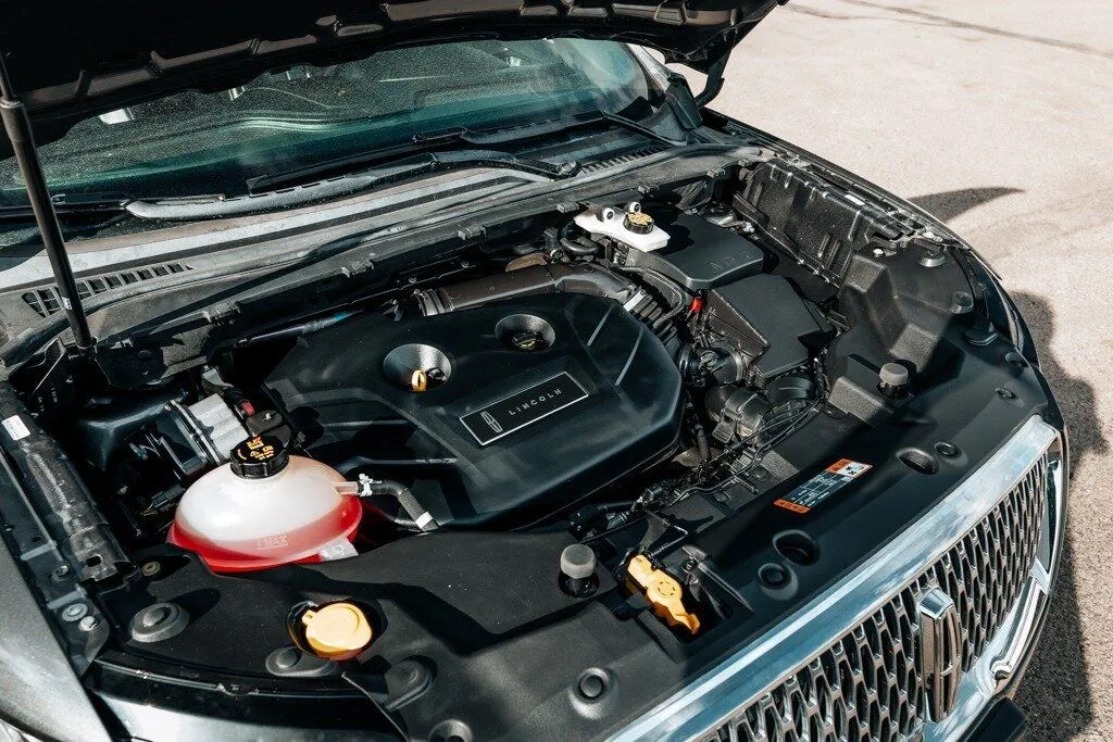 Lincoln MKC photo 52