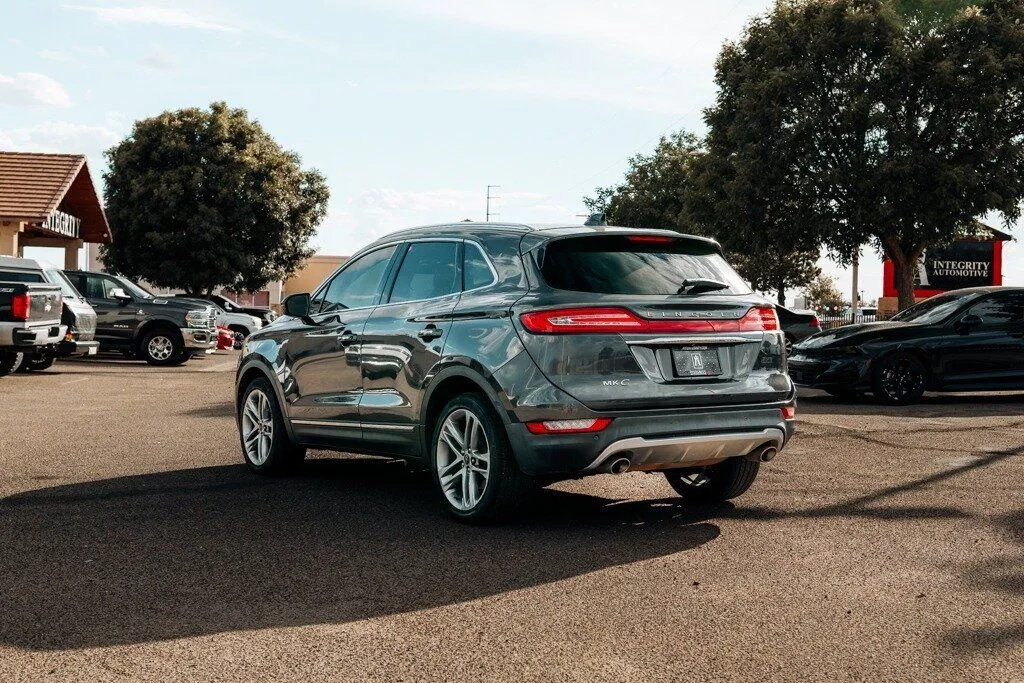 Lincoln MKC photo 5