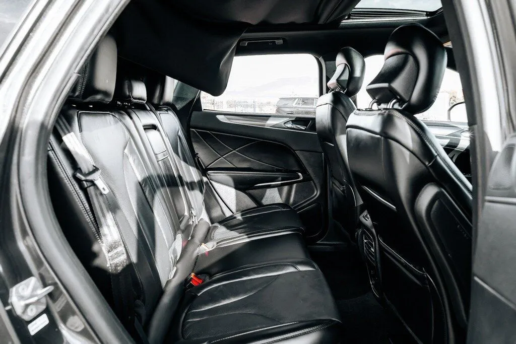 Lincoln MKC photo 45