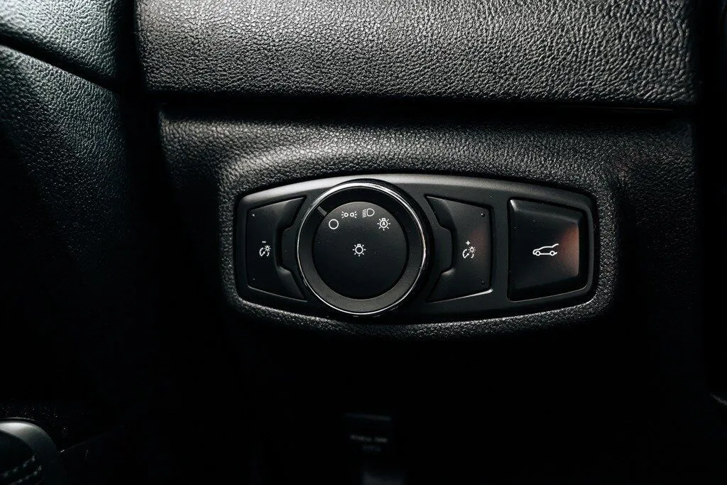 Lincoln MKC photo 26