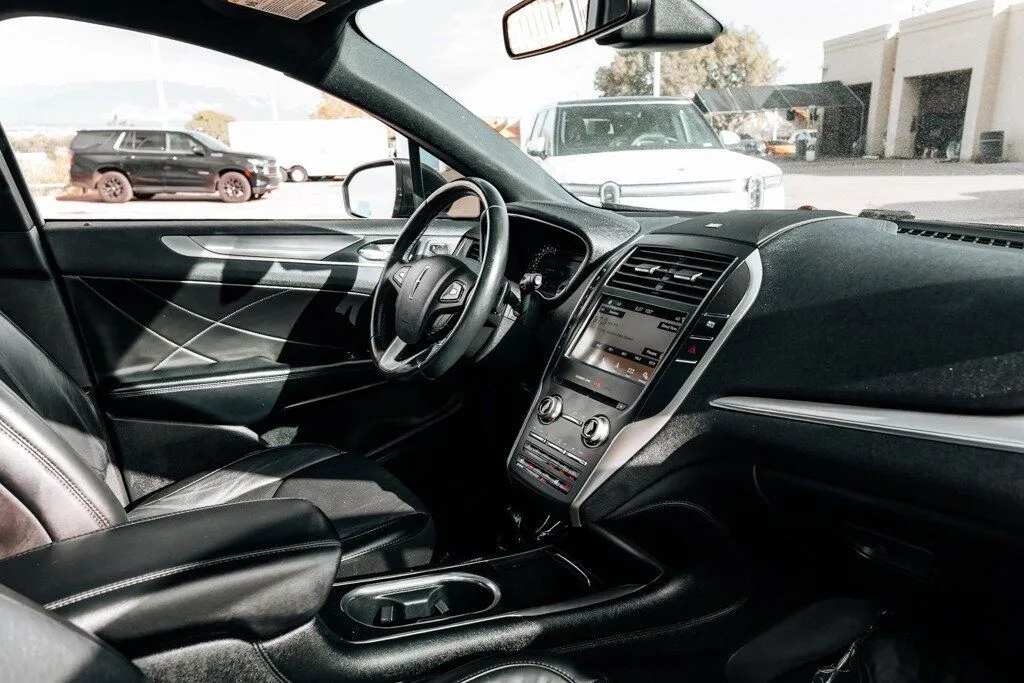 Lincoln MKC photo 47