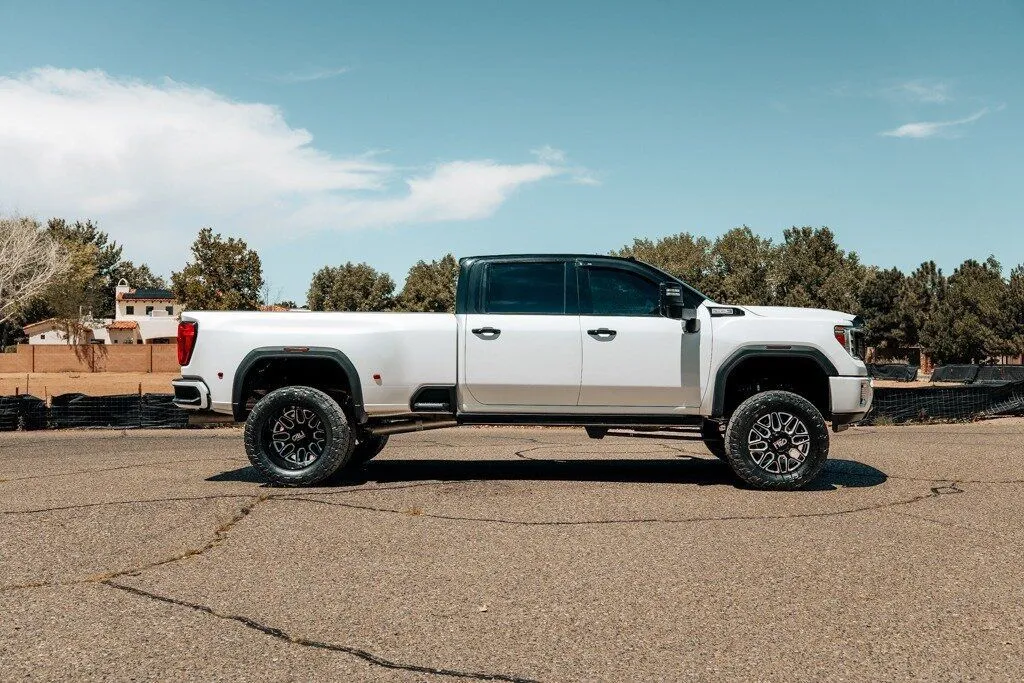 GMC Sierra photo 8