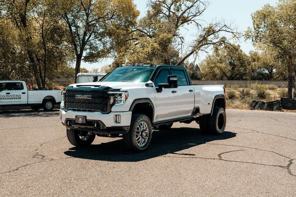 GMC Sierra photo 3