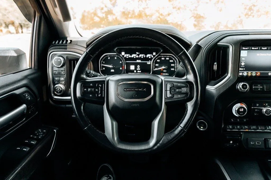GMC Sierra photo 27