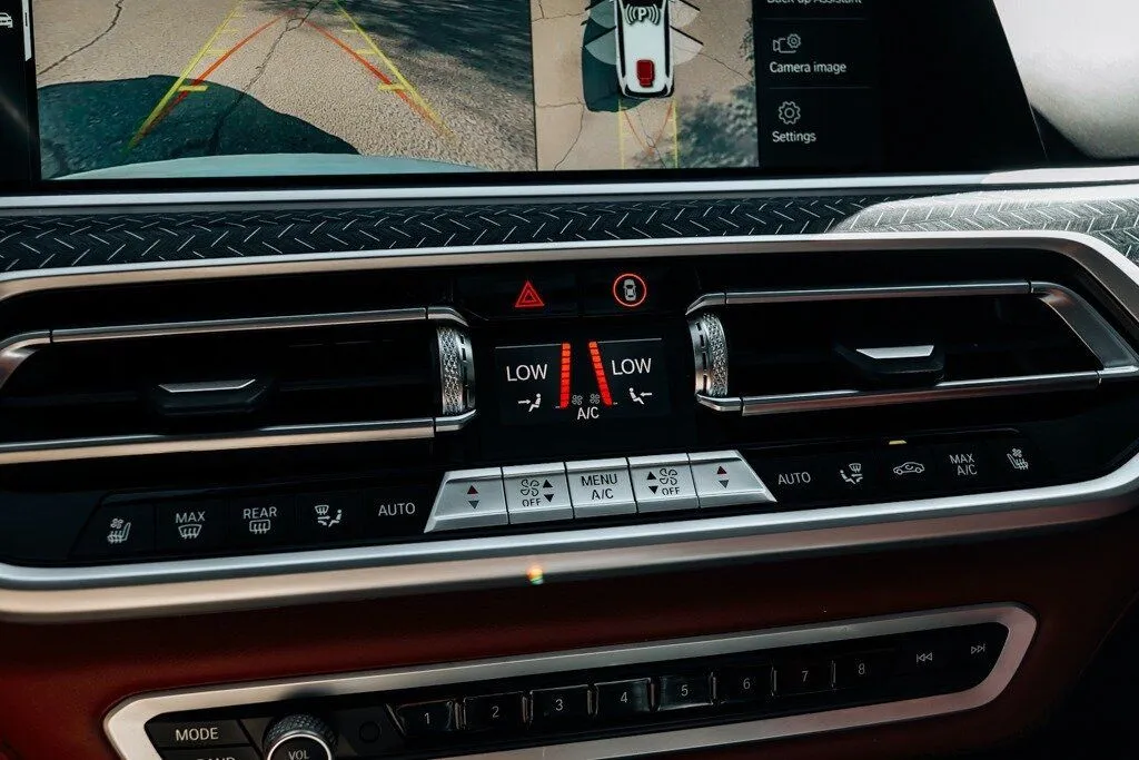 BMW X7 photo 38