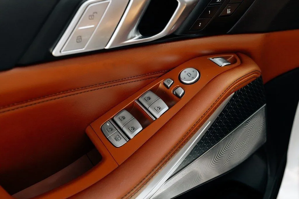 BMW X7 photo 24