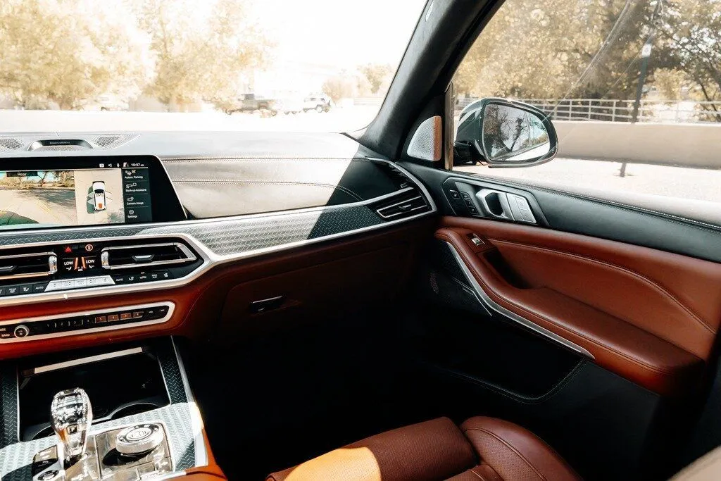BMW X7 photo 28