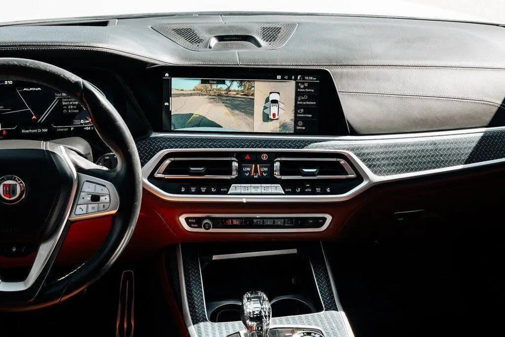 BMW X7 photo 29