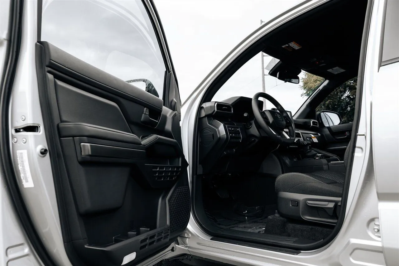Toyota 4Runner photo 21