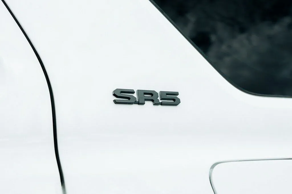 Toyota 4Runner photo 16