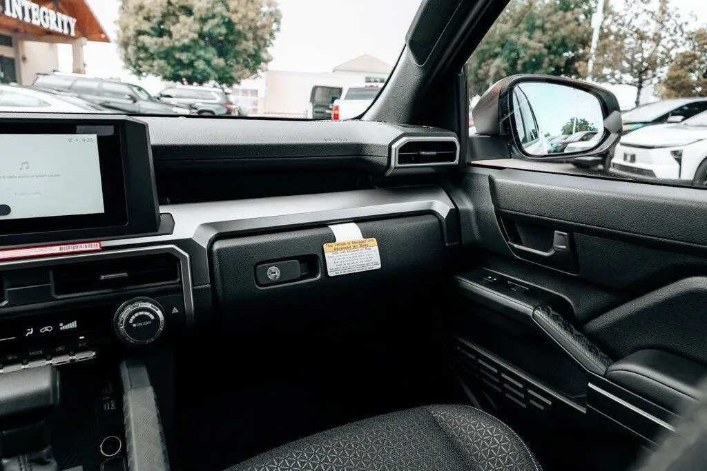 Toyota 4Runner photo 23