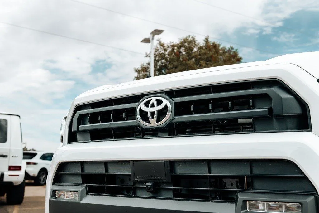Toyota 4Runner photo 10