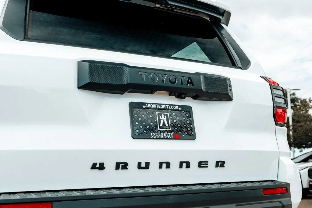Toyota 4Runner photo 14