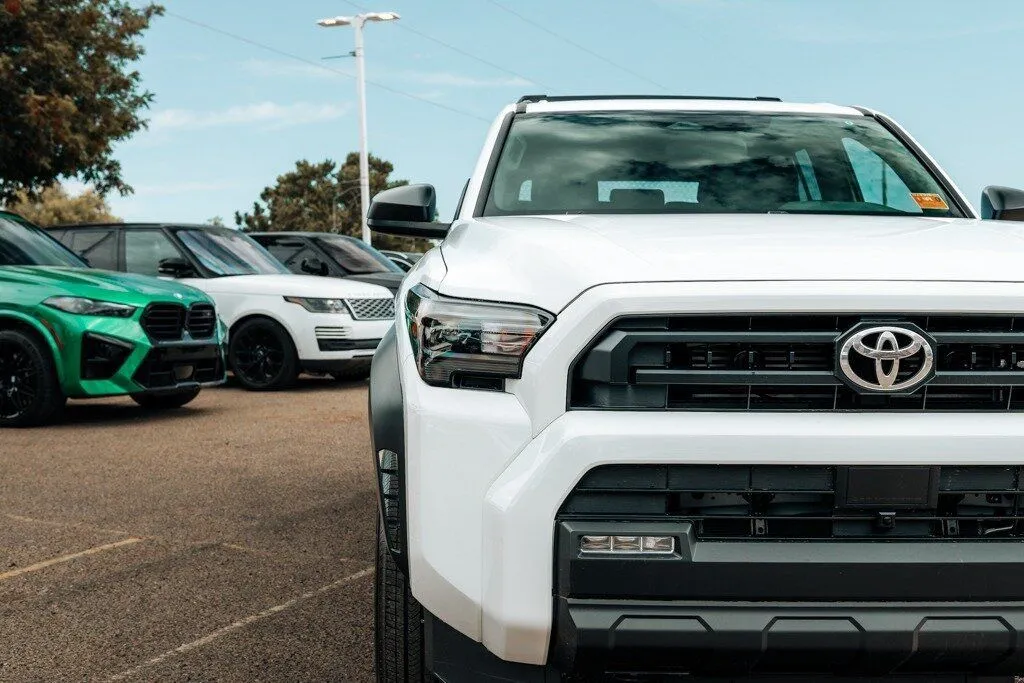 Toyota 4Runner photo 9
