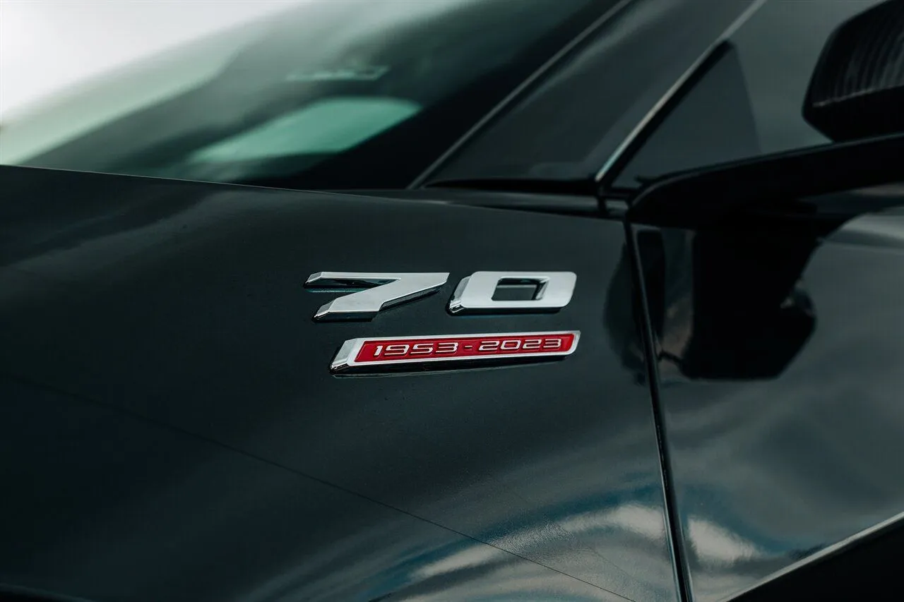 Chevrolet Corvette photo 11