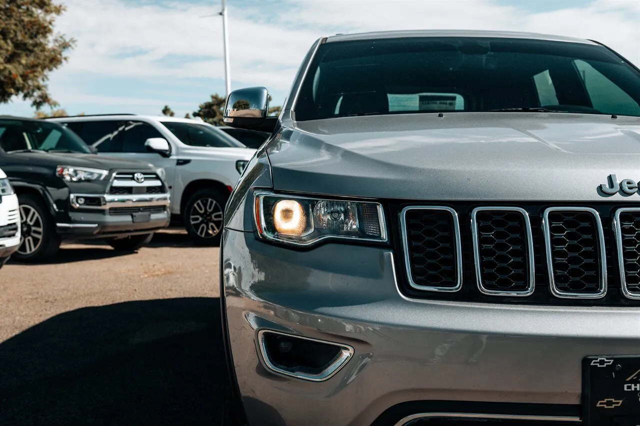Jeep Grand Cherokee photo 9