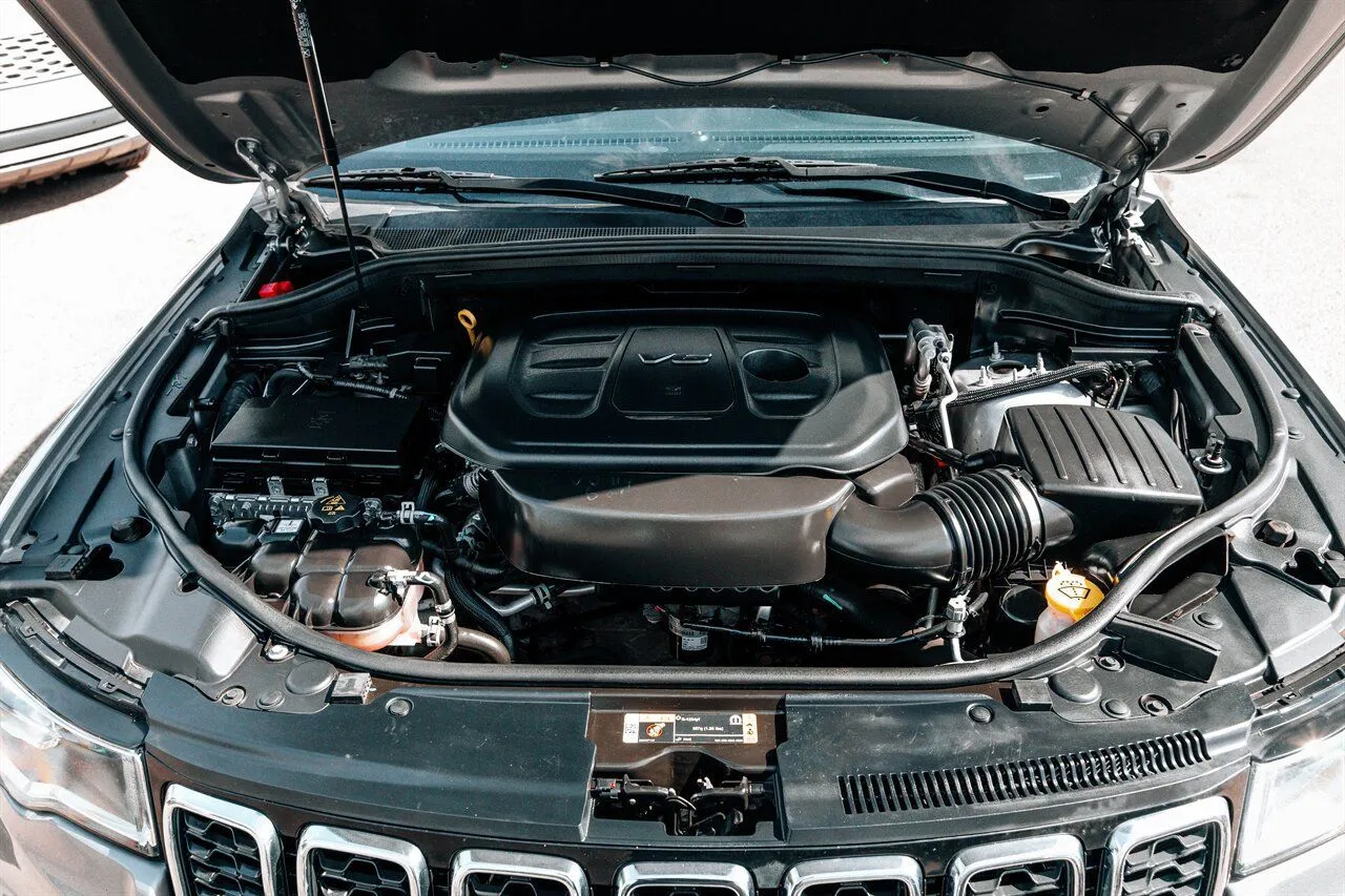 Jeep Grand Cherokee photo 57