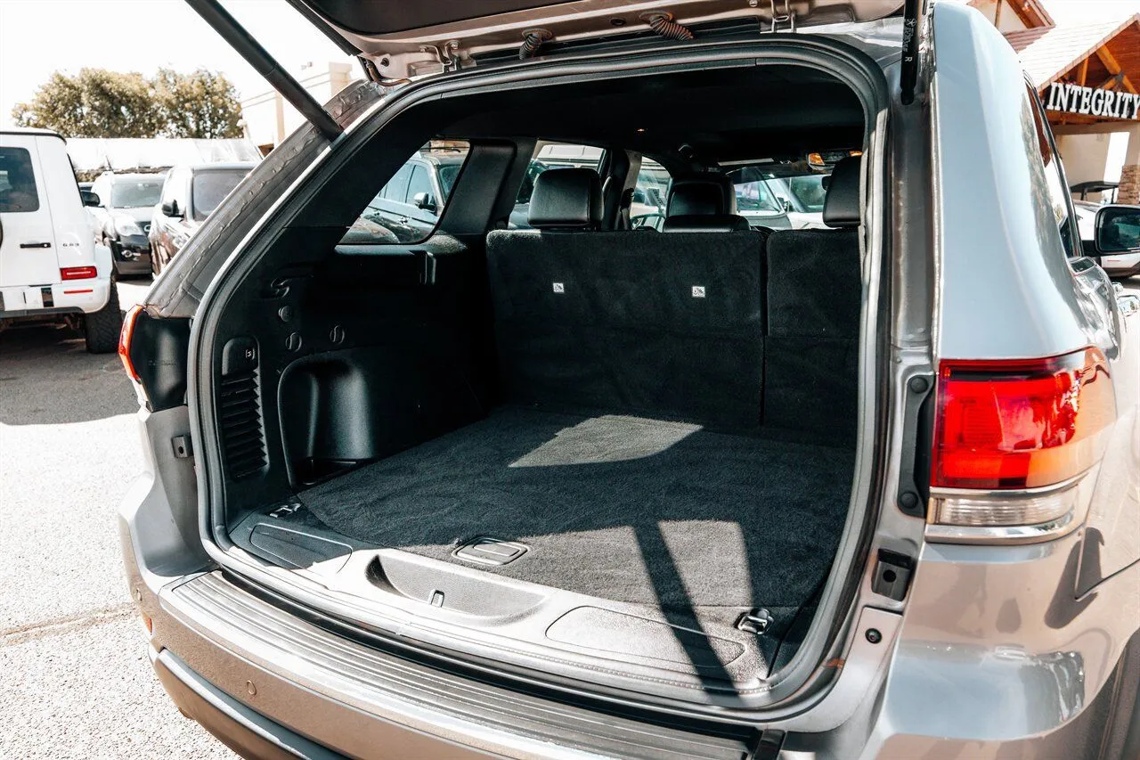 Jeep Grand Cherokee photo 49