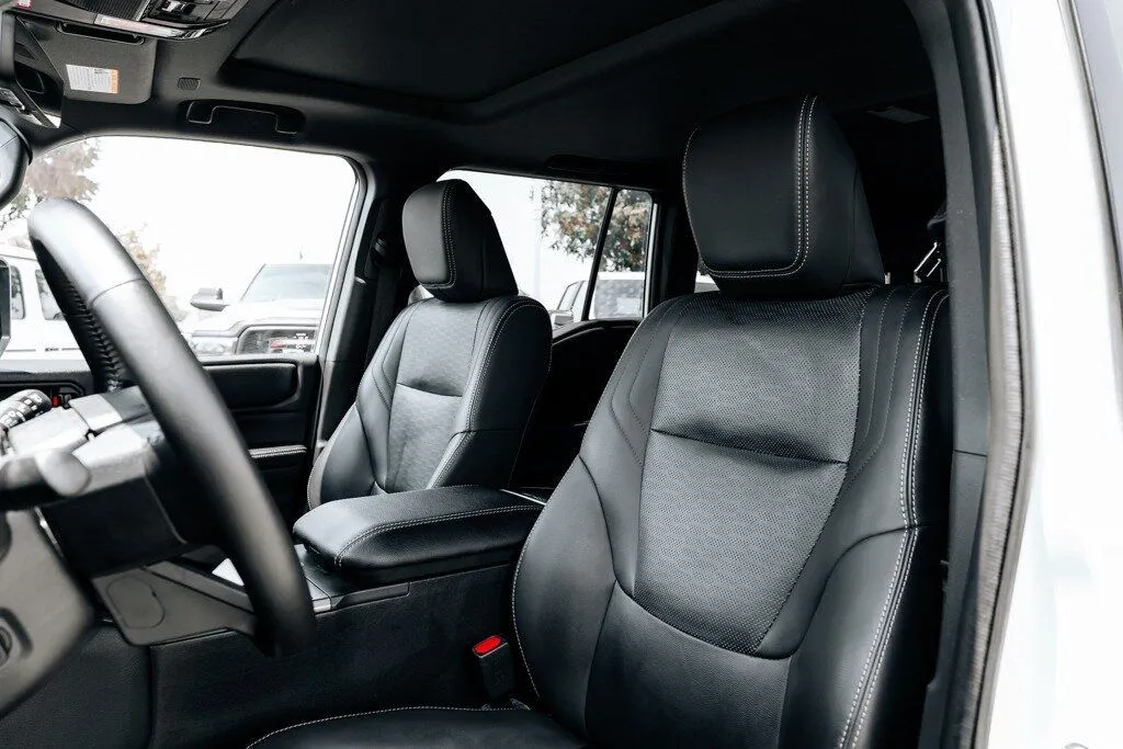 Toyota Land Cruiser photo 20