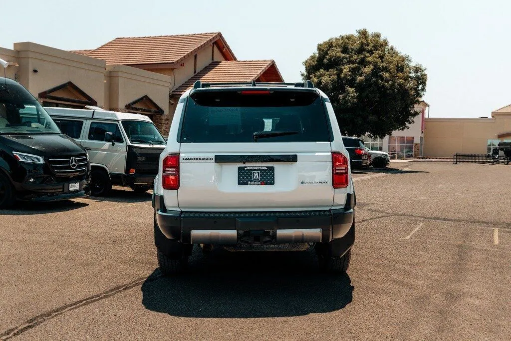 Toyota Land Cruiser photo 6