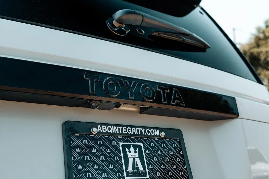 Toyota Land Cruiser photo 16