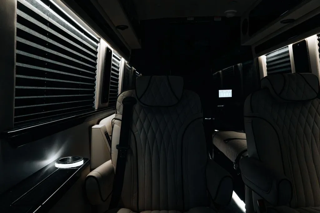 Mercedes-Benz Sprinter photo 54