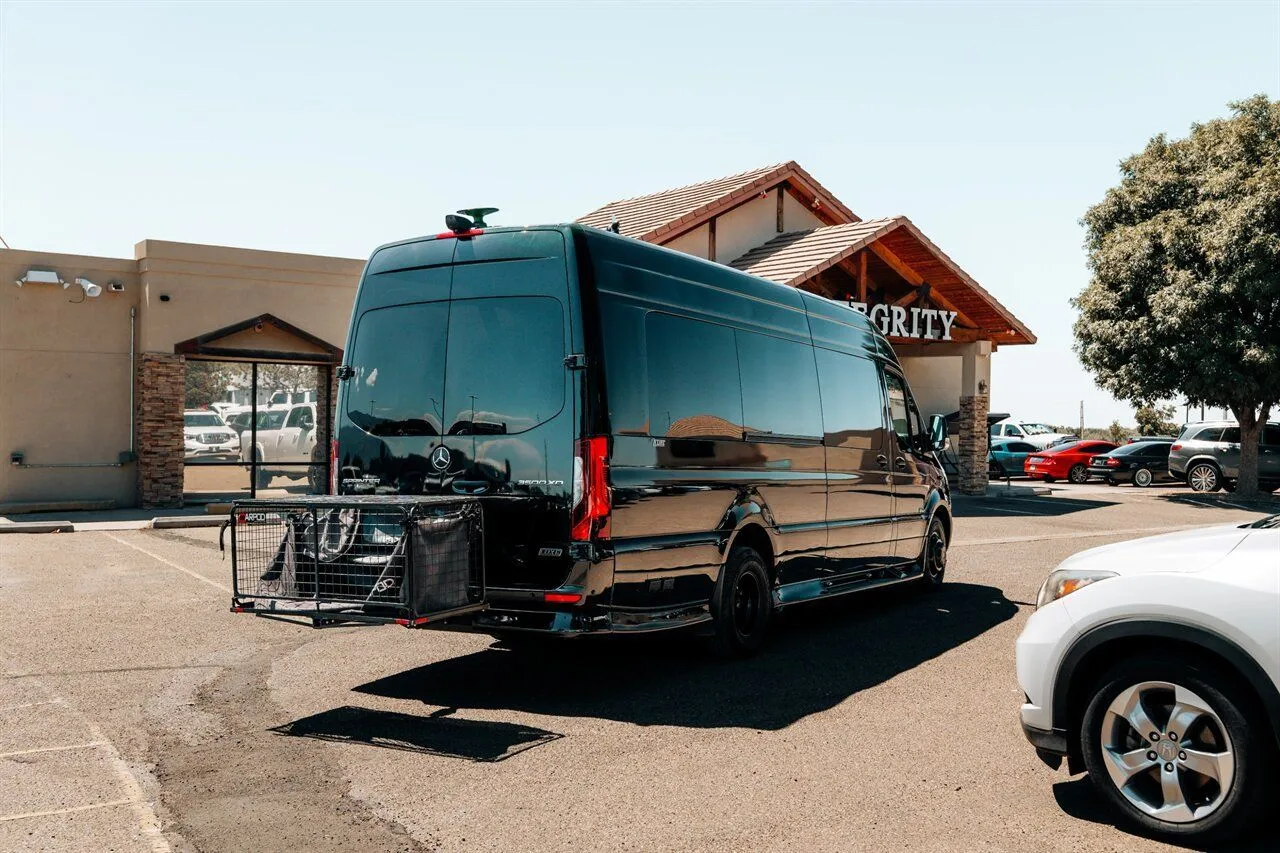 Mercedes-Benz Sprinter photo 7