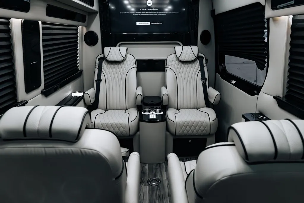 Mercedes-Benz Sprinter photo 32