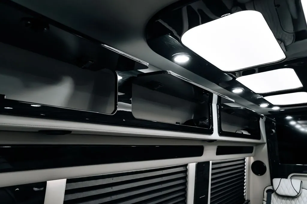 Mercedes-Benz Sprinter photo 47