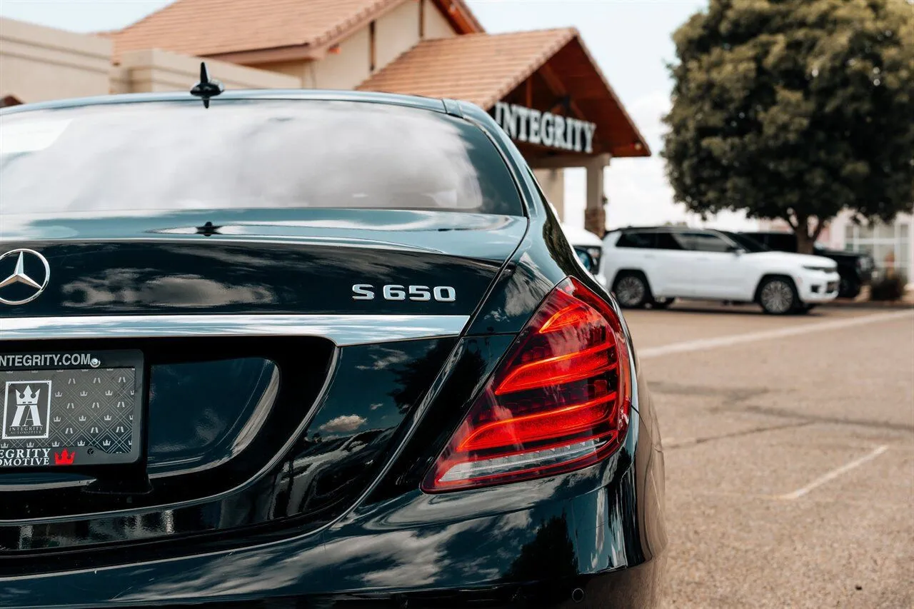 Mercedes-Benz S-Class photo 15