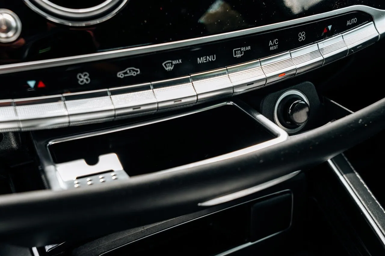 Mercedes-Benz S-Class photo 40
