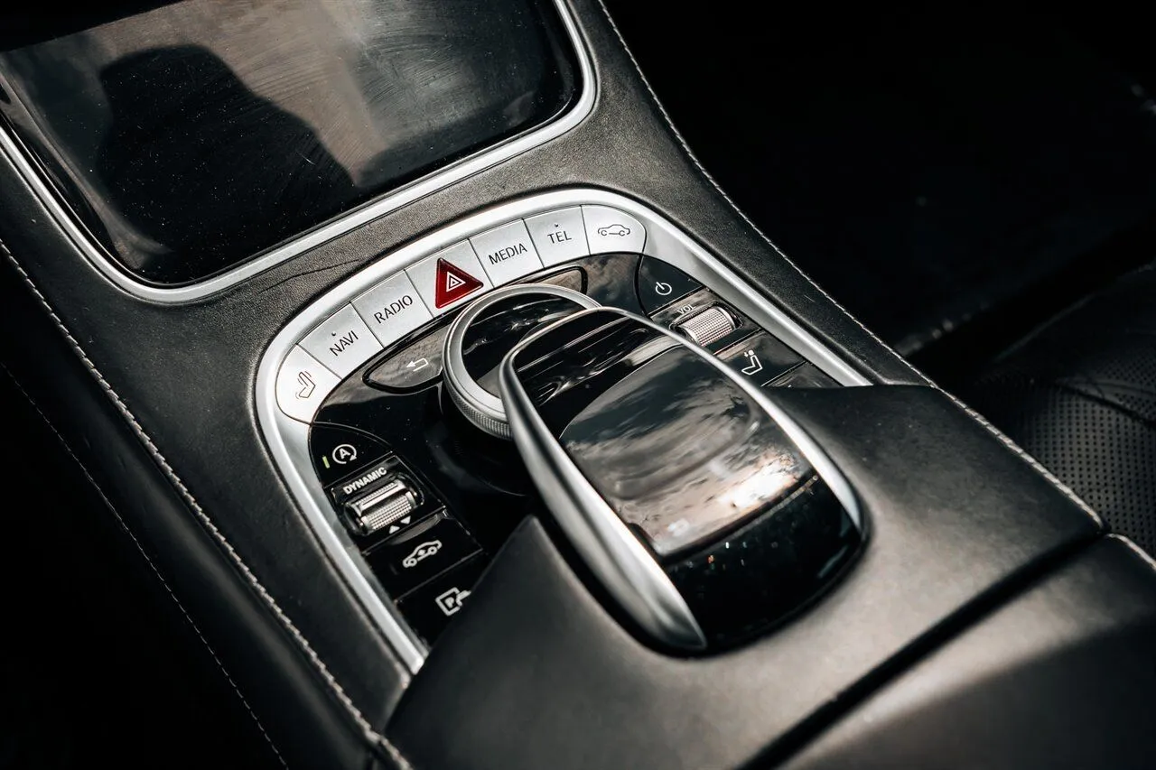 Mercedes-Benz S-Class photo 41